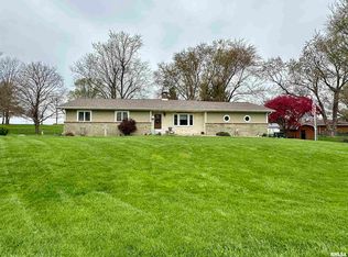 13756 Glenmar Dr, Pekin, IL 61554