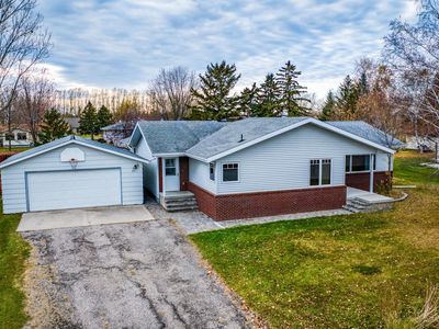 311 Oriole Ave N, Thief River Falls, MN, 56701