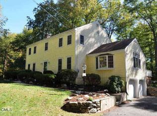159 Parry Rd, New Canaan, CT 06840