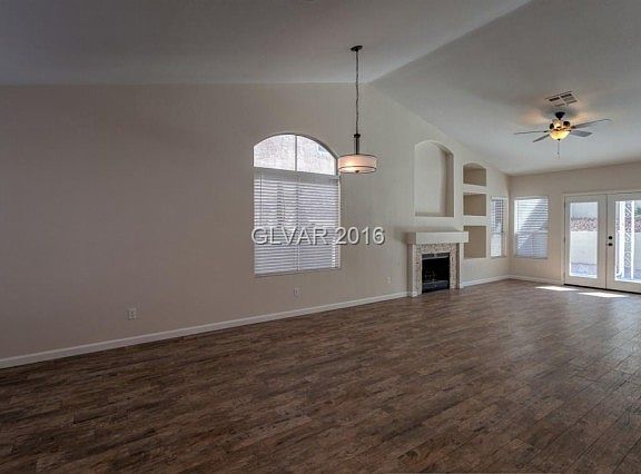 4th image of 1053 Lacebark Ct