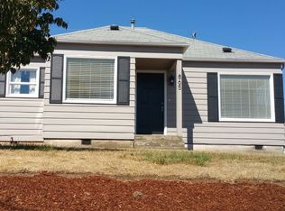 865 Hilltop Dr NW, Salem, OR 97304