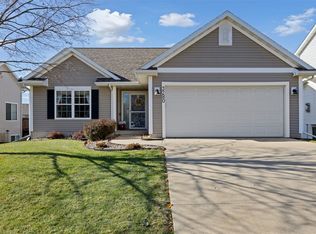 3280 Lennon Ln, Marion, IA 52302