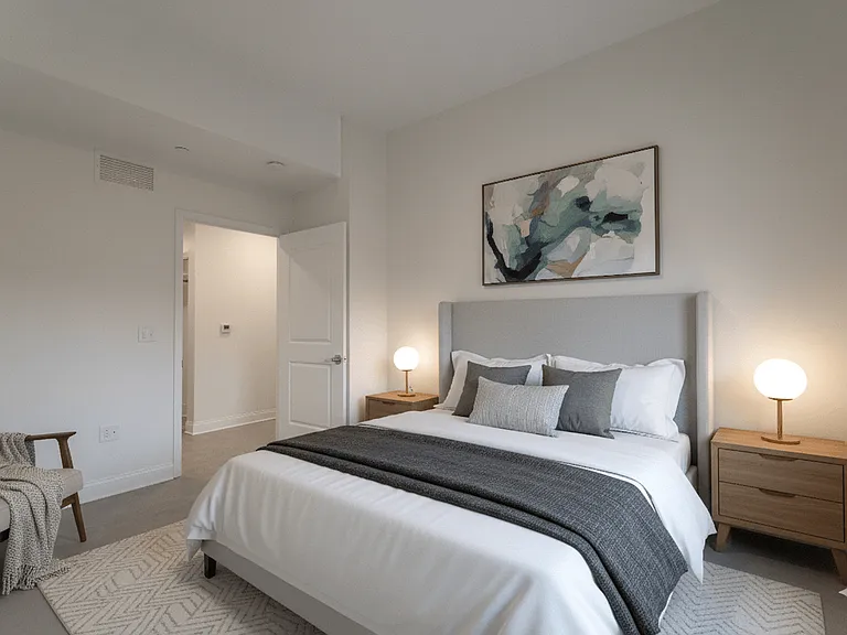 Barton Apartments — Photo 17