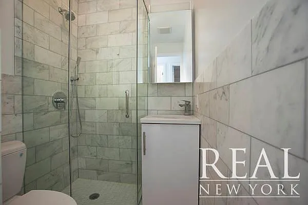 Rented by REAL New York | media 36