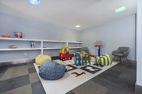 Rented by Bold Marketing | media 10