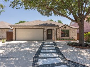6338 Regency Ln, San Antonio, TX 78249