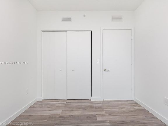 4th image of 1300 S Miami Ave #4505A