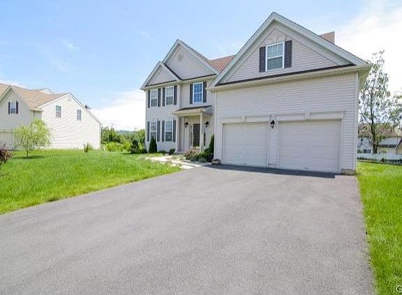 3rd image of 975 Cosenza Ct