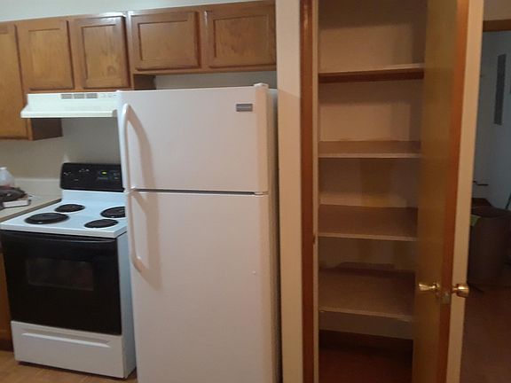 3rd image of 338 Lakeview Ave #C