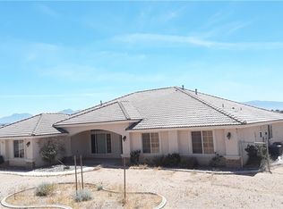 10268 Fremontia Rd, Oak Hills, CA 92344