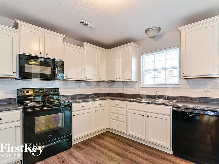 7530 Boundary Bay Ct — Photo 8