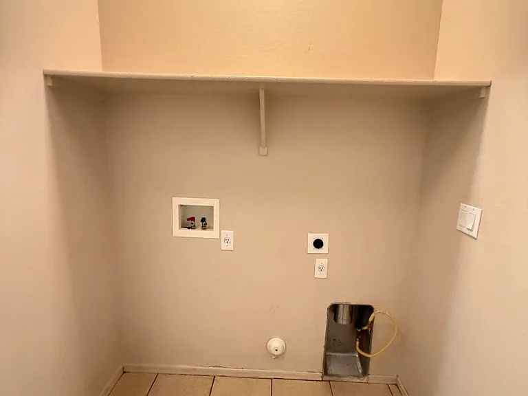 830 Corazon Ln — Photo 12