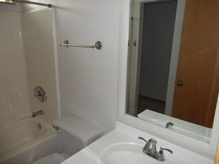 1022 Stinson St — Photo 27