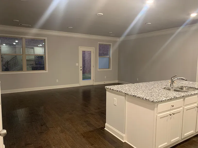 2559 Irwell Way — Photo 7