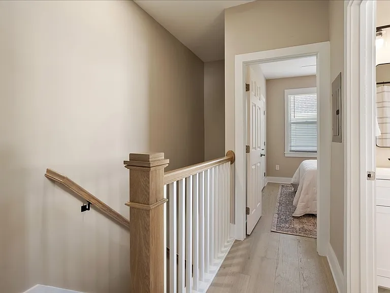 320 Gray Ave #A — Photo 24