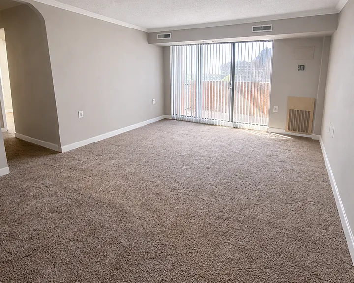 Monroe Park Towers Apartments — Photo 7