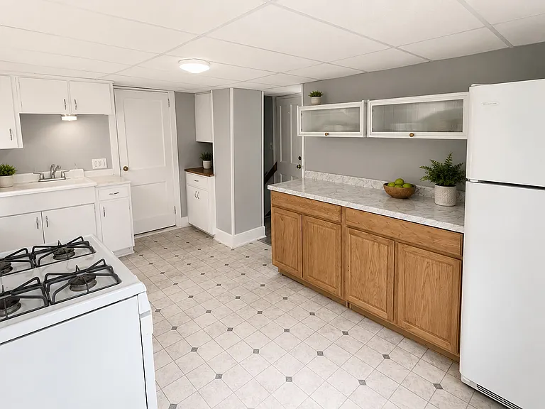 306 Dehart Ave #2 — Photo 3