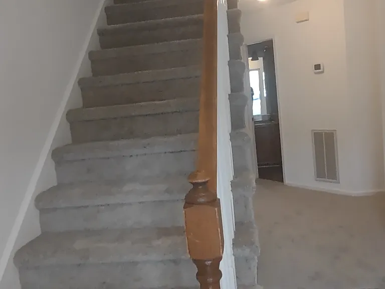 801 Ward Ct — Photo 10