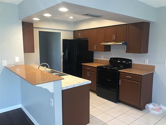 2nd image of 507 Wynnwood Dr