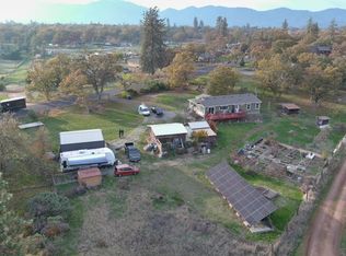 11750 Dixie Rd, Central point, OR 97502