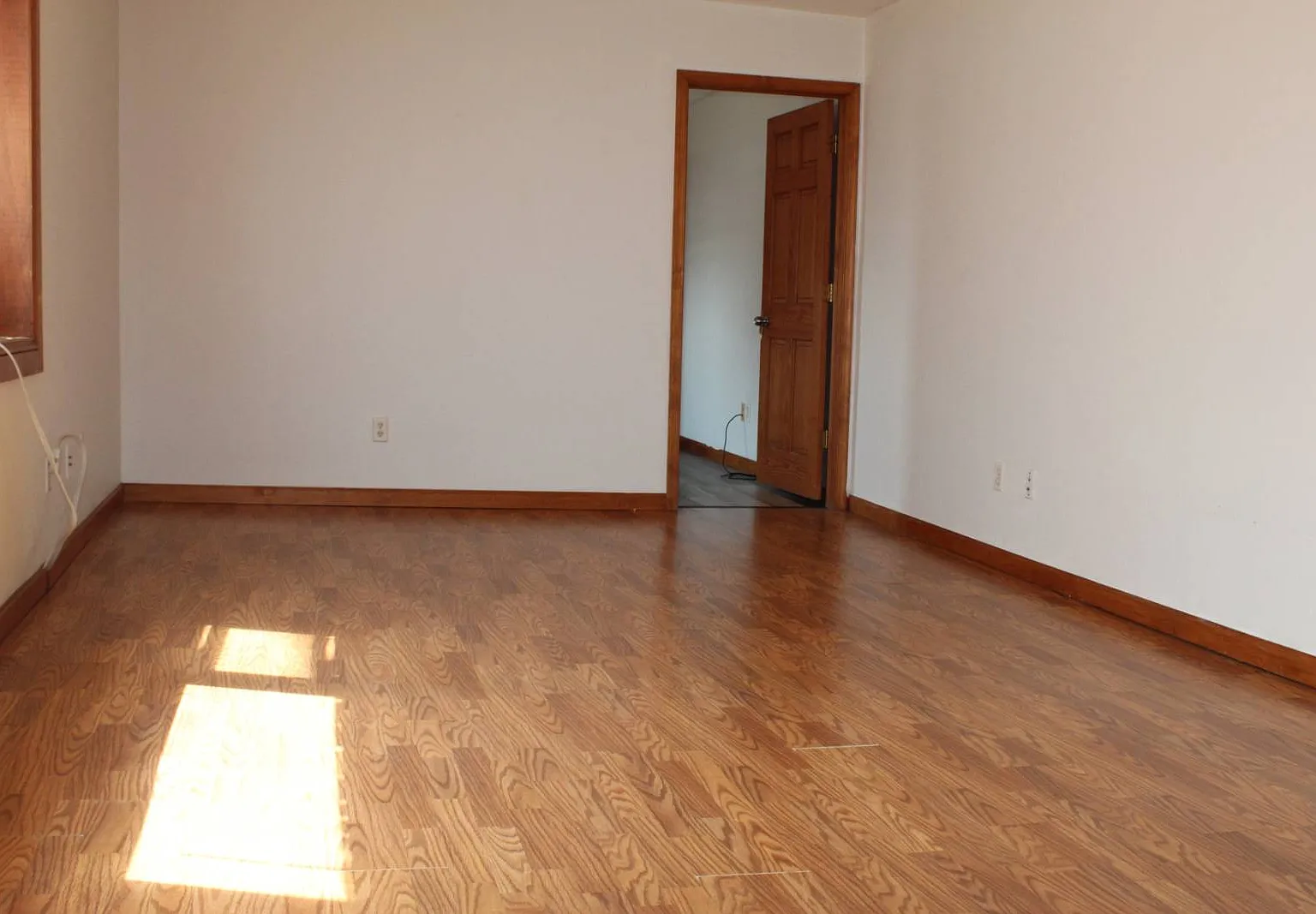 2 bed, 1.0 bath, $850 — Photo 3
