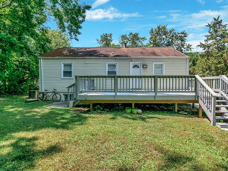 9085 Autoville Dr — Photo 12