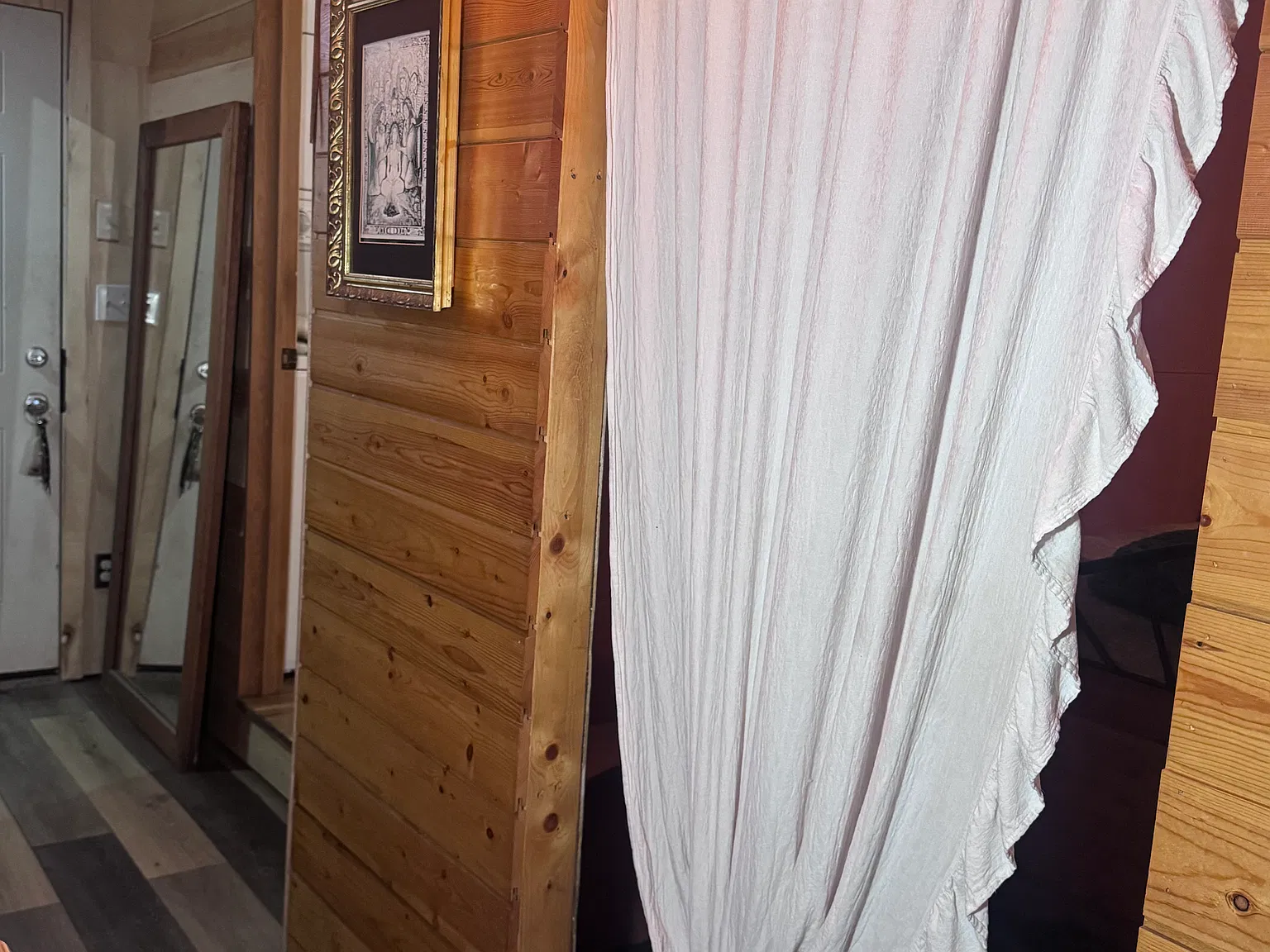 1 bed, 10 sqft, $1,250 — Photo 3