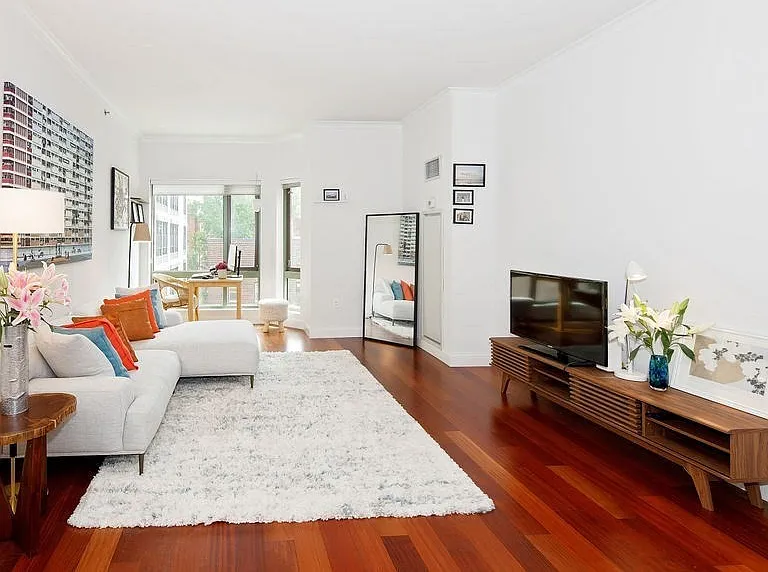 20 2nd St #324 — Photo 3