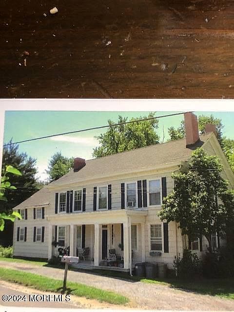 2nd image of 5 Pleasant Valley Road