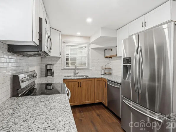 721 N Poplar St APT 1, Charlotte, NC 28202