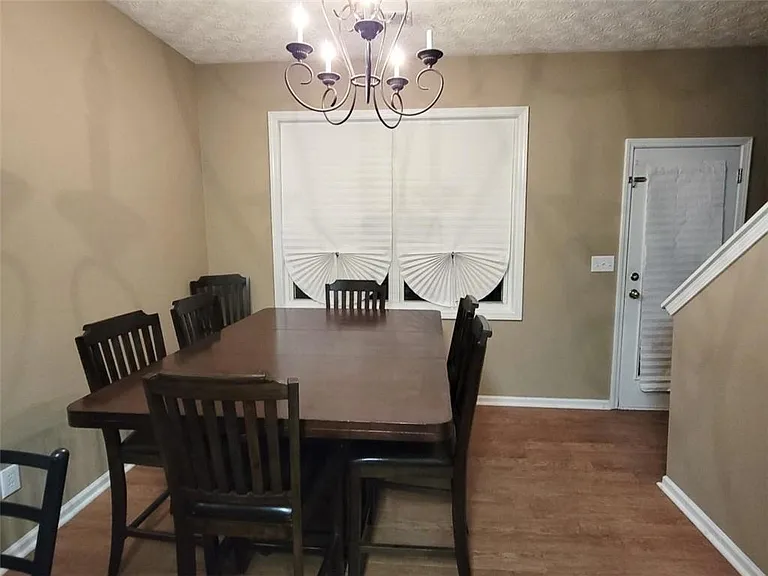 6904 Silver Bend Pl — Photo 8