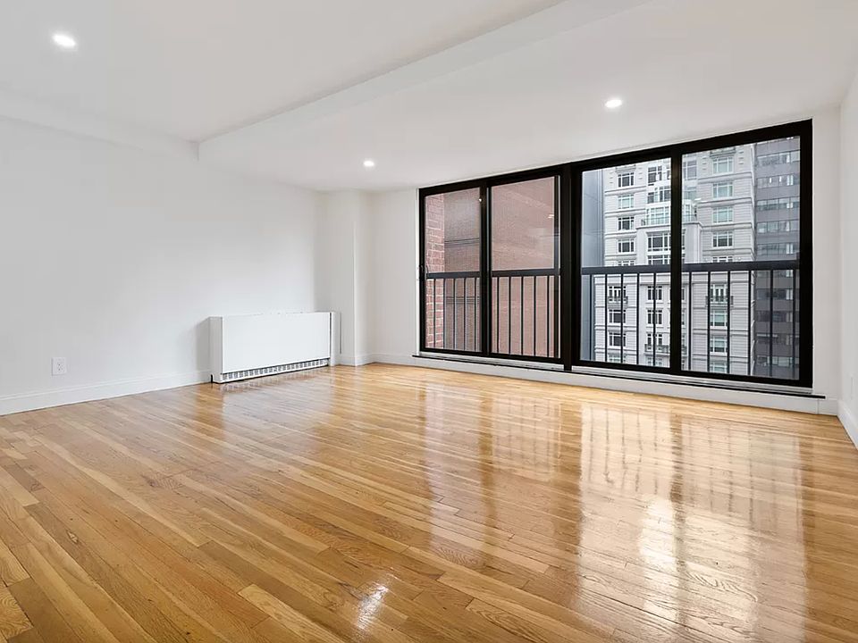 1st image of 123 E 54th St APT 6B