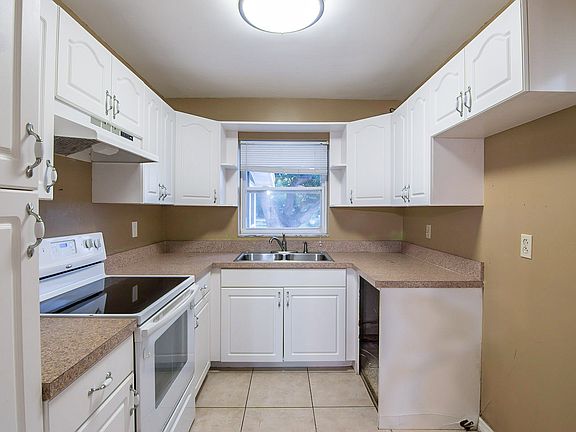2nd image of 1431 Hartley Ave