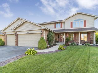 8436 Nielsen Dr, Tinley Park, IL 60487