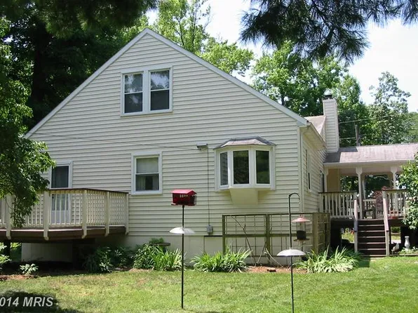 2913 S Haven Dr, Annapolis, MD 21401