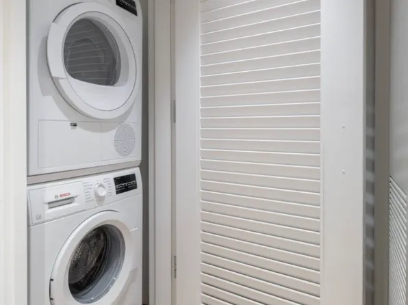 685 First Avenue image 4 of 25