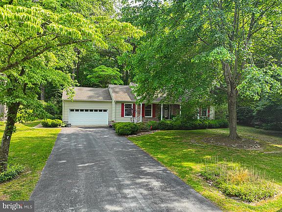 3rd image of 34901 Wingate Ct