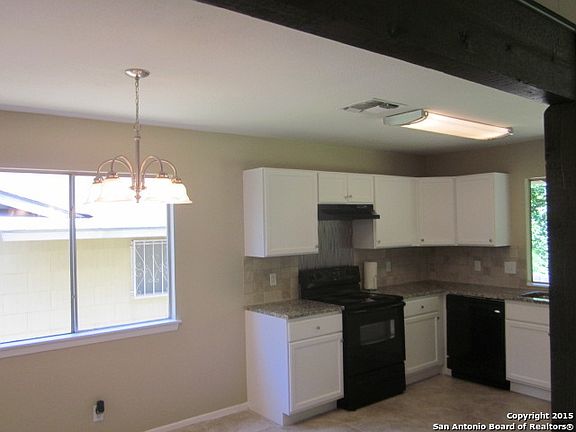 2nd image of 4147 Bloomdale Dr