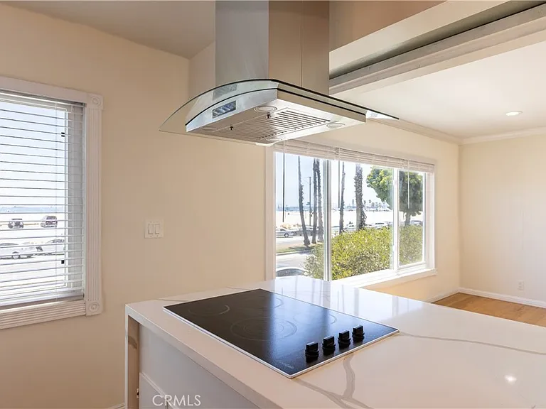 5267 E Ocean Blvd #3 — Photo 6