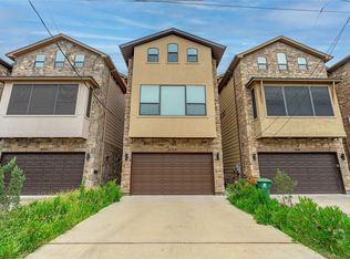 406 Fenn St #A, Houston, TX 77018