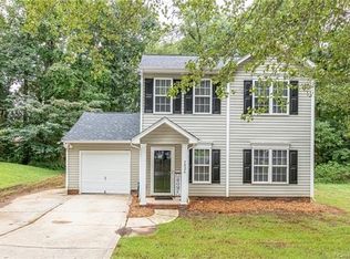 5826 Lawnmeadow Dr, Charlotte, NC 28216