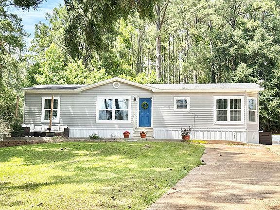 2nd image of 108 Chipper Ln