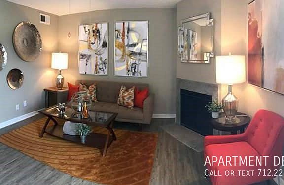 5th image of 926 Lawrence St #2525