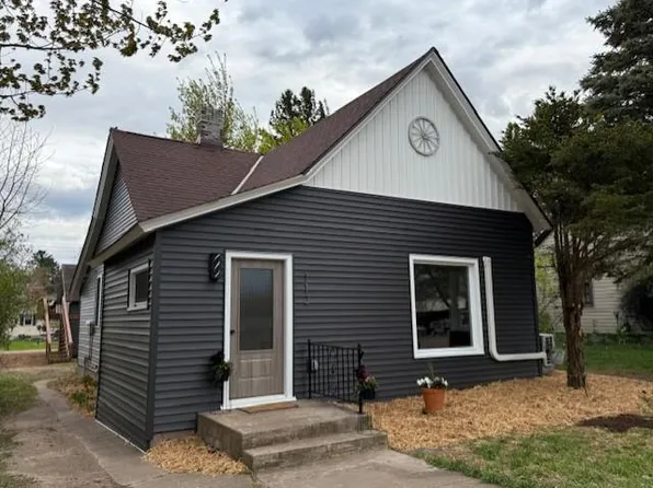 112 3rd Avenue, Shell Lake, WI 54871