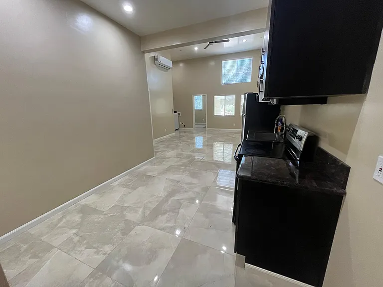 2739 Eltinge Dr — Photo 28