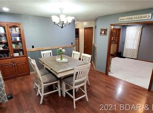 107 Brown Rd, Versailles, MO 65084