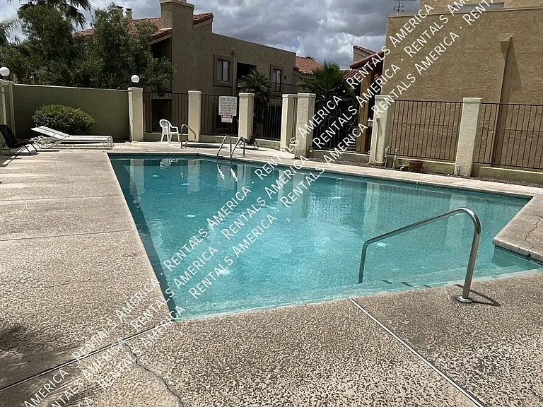 8263 N Oracle Rd #136 — Photo 21