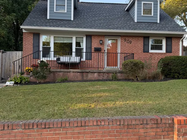 909 Robin Rd, Silver Spring, MD 20901