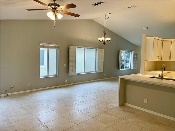 5th image of 4342 Mahogany Ridge Dr