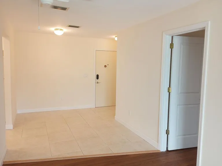 950 S Kanner Hwy #A21 — Photo 18
